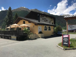 Hotel Pizzeria Selva Zernez